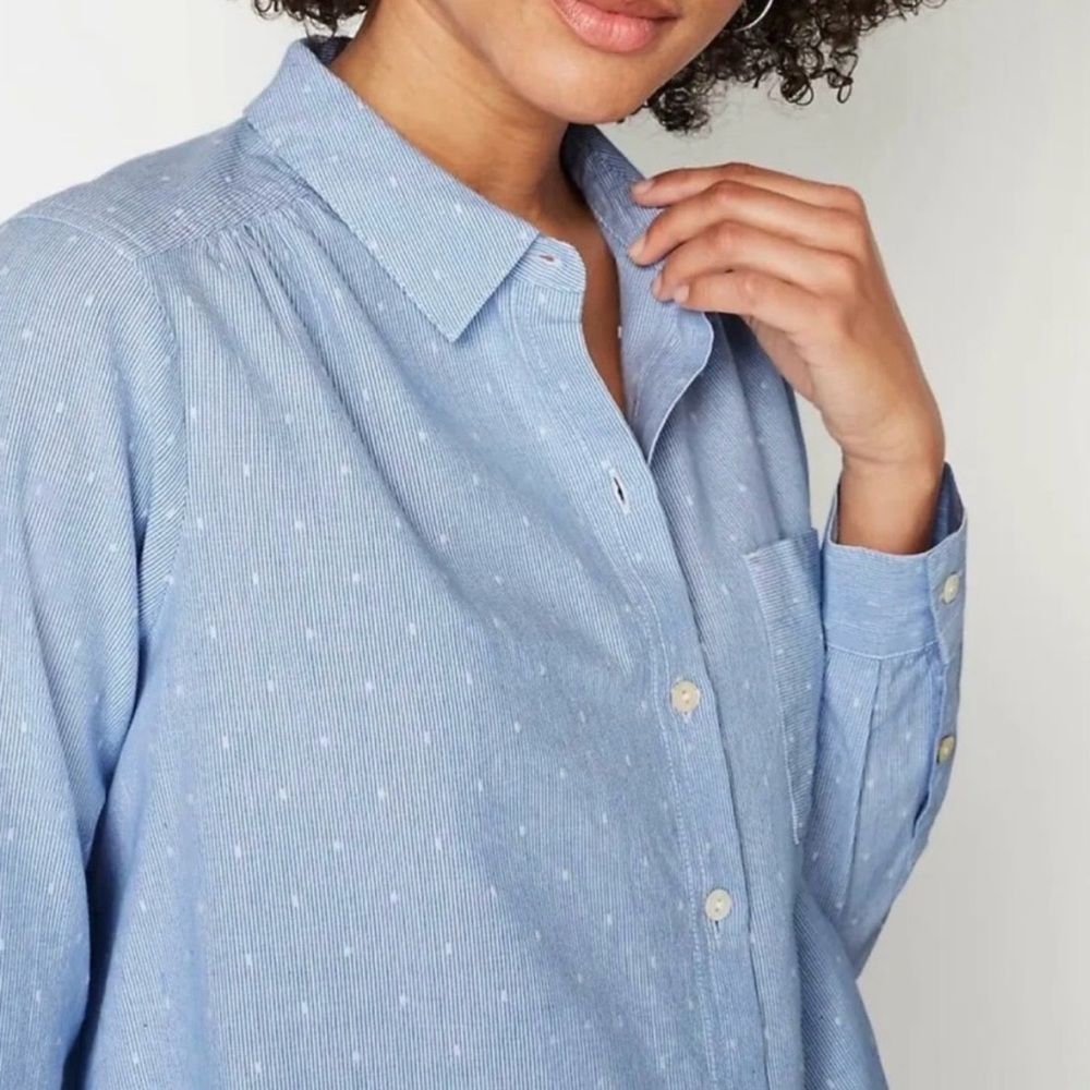 J. Jill 100% Cotton Blue And White Polka Dot Embroidered Button Down Shirt